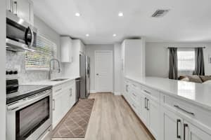 1617 NW 4th St, Boca Raton, FL 33486 Sold 10/12/24