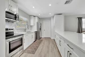 1617 NW 4th St, Boca Raton, FL 33486 Sold 10/12/24