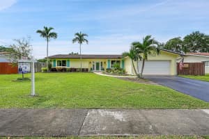 7140 NW 10th Ct, Plantation, FL 33313 Sold 10/08/24