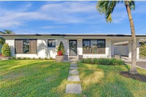 2925 NE 1st Ave, Wilton Manors, FL 33334 Sold 12/09/24