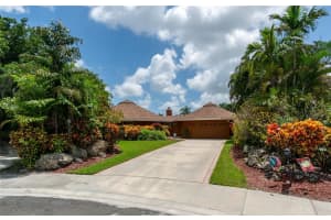 700 S Old Nob Hill Rd, Plantation, FL 33324 Sold 12/31/24