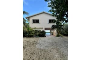 330 Woods Ave, Tavernier, FL 33070 Sold 02/11/25