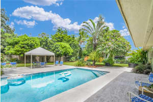 8865 SW 171st St, Palmetto Bay, FL 33157 Sold 12/09/24