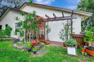 9854 NW 16th Ct, Pembroke Pines, FL 33024 Sold 10/22/24