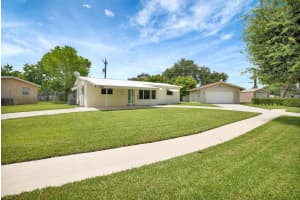 2400 N 65th Way, Hollywood, FL 33024 Sold 10/28/24