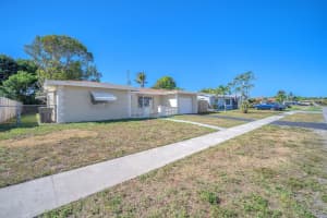 3676 NW 28th Ct, Lauderdale Lakes, FL 33311 Sold 05/16/25