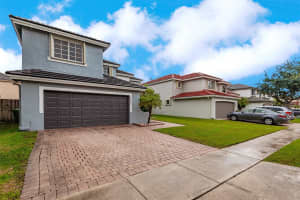 10055 NW 18th St, Pembroke Pines, FL 33024 Sold 11/04/24