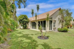 8872 Shoal Creek Ln 1, Boynton Beach, FL 33472 Sold 10/10/24