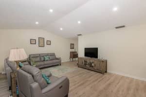 9613 NW 16 Ct. 9613, Pembroke Pines, FL 33024 Sold 10/25/24