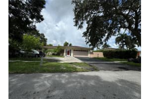 8201 NW 67th Ave, Tamarac, FL 33321 Sold 11/20/24