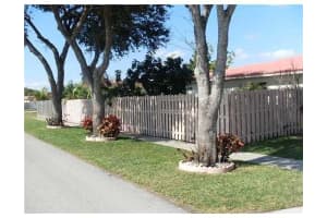 8201 NW 67th Ave, Tamarac, FL 33321 Sold 11/20/24