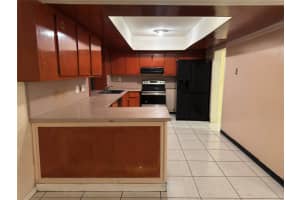 8201 NW 67th Ave, Tamarac, FL 33321 Sold 11/20/24