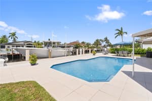 441 SE 8th Ave, Pompano Beach, FL 33060 Sold 03/27/25