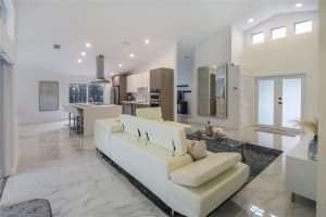 450 Carrington Dr, Weston, FL 33326 Sold 10/16/24