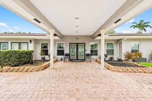 461 NW 35th St, Oakland Park, FL 33309 Sold 05/09/25