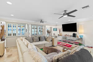 461 NW 35th St, Oakland Park, FL 33309 Sold 05/09/25