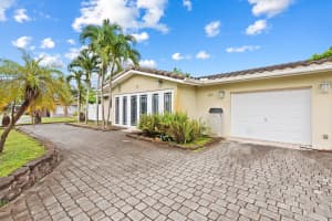 340 NW 35th St, Oakland Park, FL 33309 Sold 03/07/25