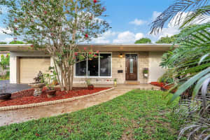 411 SW 71st Ter, Pembroke Pines, FL 33023 Sold 10/21/24