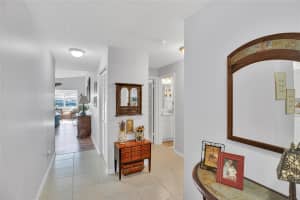 500 Grove Isle Cir 202, Vero Beach, FL 32962 - MLS#F10458878