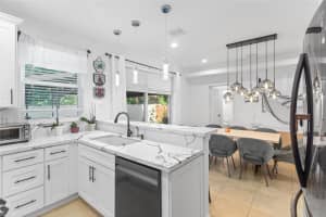 6633 Hidden Cove Dr 5-7, Davie, FL 33314 Sold 10/31/24