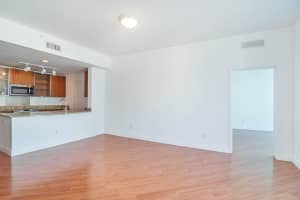 1945 S Ocean Dr 1009, Hallandale Beach, FL 33009 Sold 05/05/25