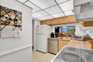 9235 Lagoon Pl 301, Davie, FL 33324 Sold 10/18/24