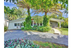 161 NW 34th St, Oakland Park, FL 33309 Sold 11/25/24