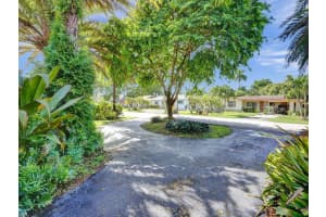 161 NW 34th St, Oakland Park, FL 33309 Sold 11/25/24