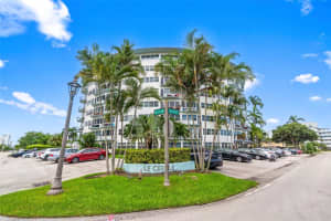 3250 NE 28th St 111, Fort Lauderdale, FL 33308 Sold 01/15/25