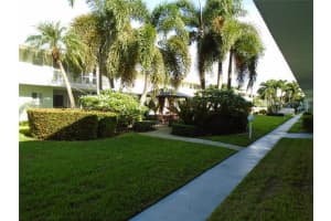 2100 NE 38th St 117, Lighthouse Point, FL 33064 Sold 04/11/25