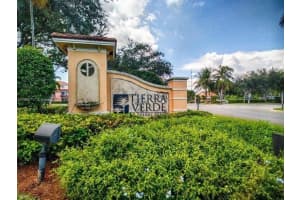 2050 Alta Meadows Ln 2103, Delray Beach, FL 33444 Sold 11/14/24