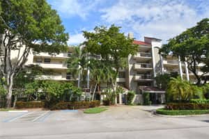 2025 Lavers Cir D-405, Delray Beach, FL 33444 Sold 02/13/25