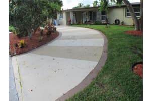 237 SW 11th Ct, Pompano Beach, FL 33060 Sold 05/20/25