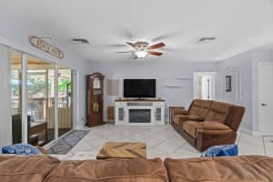 1371 NE 23rd Ct, Pompano Beach, FL 33064 Sold 11/22/24
