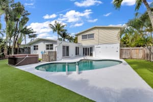 806 NW 26th St, Wilton Manors, FL 33311 Sold 10/18/24