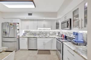 2812 N 46th Ave G269, Hollywood, FL 33021 Sold 02/13/25