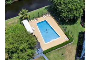106 Royal Park Dr 4F, Oakland Park, FL 33309 Sold 11/08/24