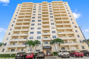 900 NE 18th Ave 809, Fort Lauderdale, FL 33304 Sold 06/17/25