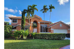 9410 SW 8TH ST, Pembroke Pines, FL 33025 Sold 10/22/24