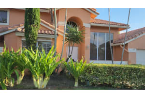 9410 SW 8TH ST, Pembroke Pines, FL 33025 Sold 10/22/24