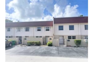 4006 Inverrary Dr F6, Lauderhill, FL 33319 Sold 11/27/24