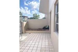 4006 Inverrary Dr F6, Lauderhill, FL 33319 Sold 11/27/24