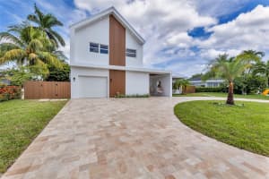 303 SW 14th Place, Boca Raton, FL 33432 Sold 05/01/25