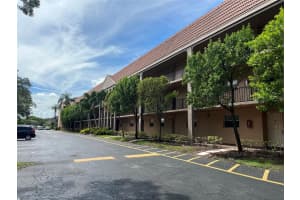 2700 Coral Springs Dr 207, Coral Springs, FL 33065 Sold 11/13/24