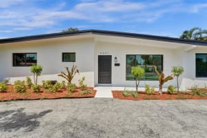 5001 NE 23rd Ave, Lighthouse Point, FL 33064 Sold 02/18/25