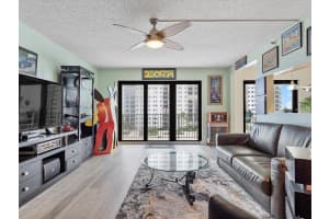 1201 S Ocean Dr 803N, Hollywood, FL 33019 Sold 02/14/25