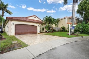 630 Rock Hill Ave, Davie, FL 33325 Sold 09/26/24