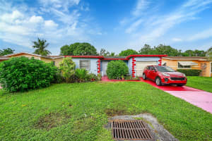 831 SW 64th Ave, North Lauderdale, FL 33068 Sold 02/28/25