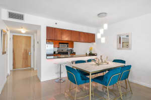 1200 Brickell Bay Dr 2014, Miami, FL 33131 Sold 04/04/25