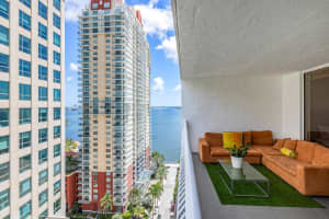 1200 Brickell Bay Dr 2014, Miami, FL 33131 Sold 04/04/25